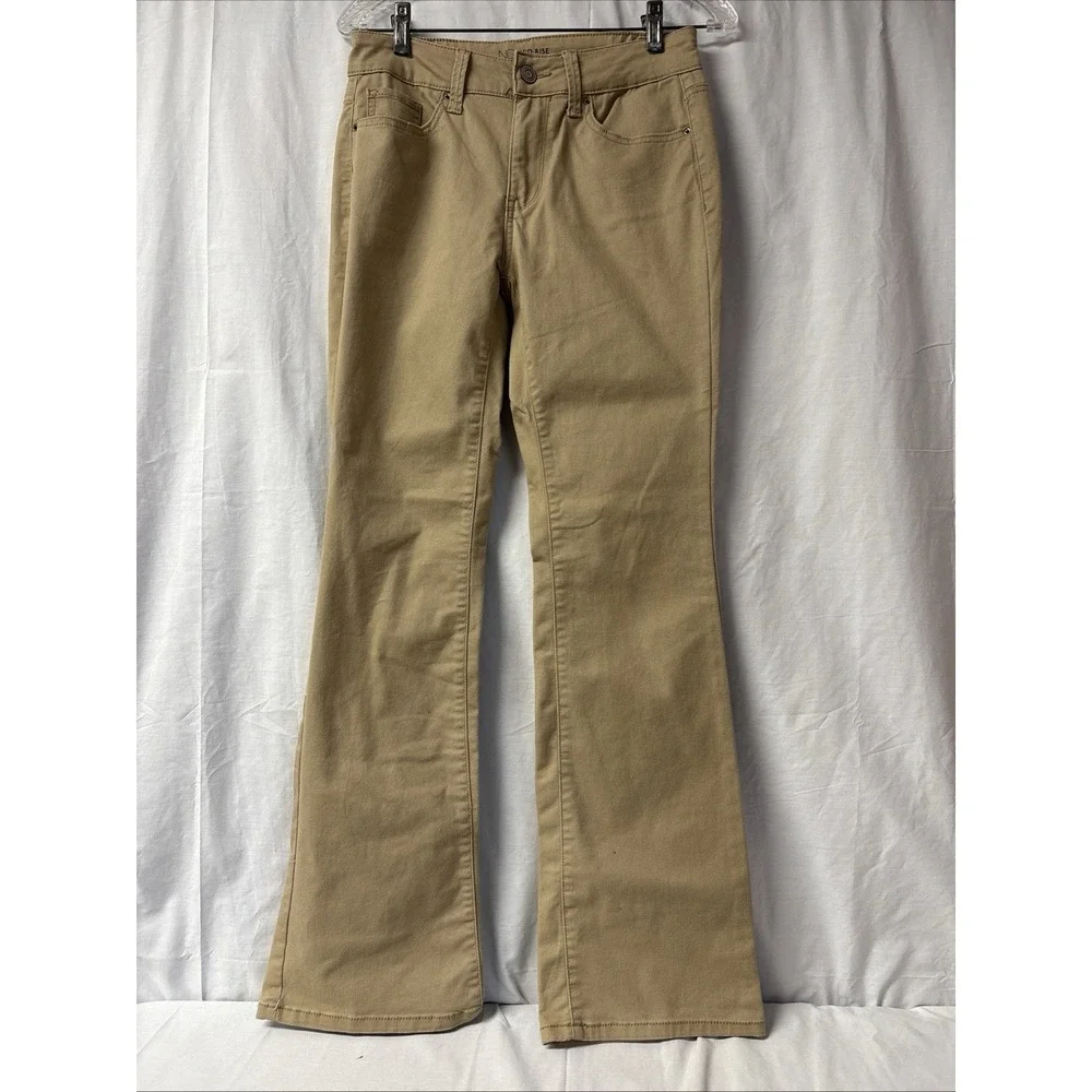 No Boundaries Jeans Women/Junior Size 7 Tan Mid-Rise Bootcut 5 Pocket 28x30
